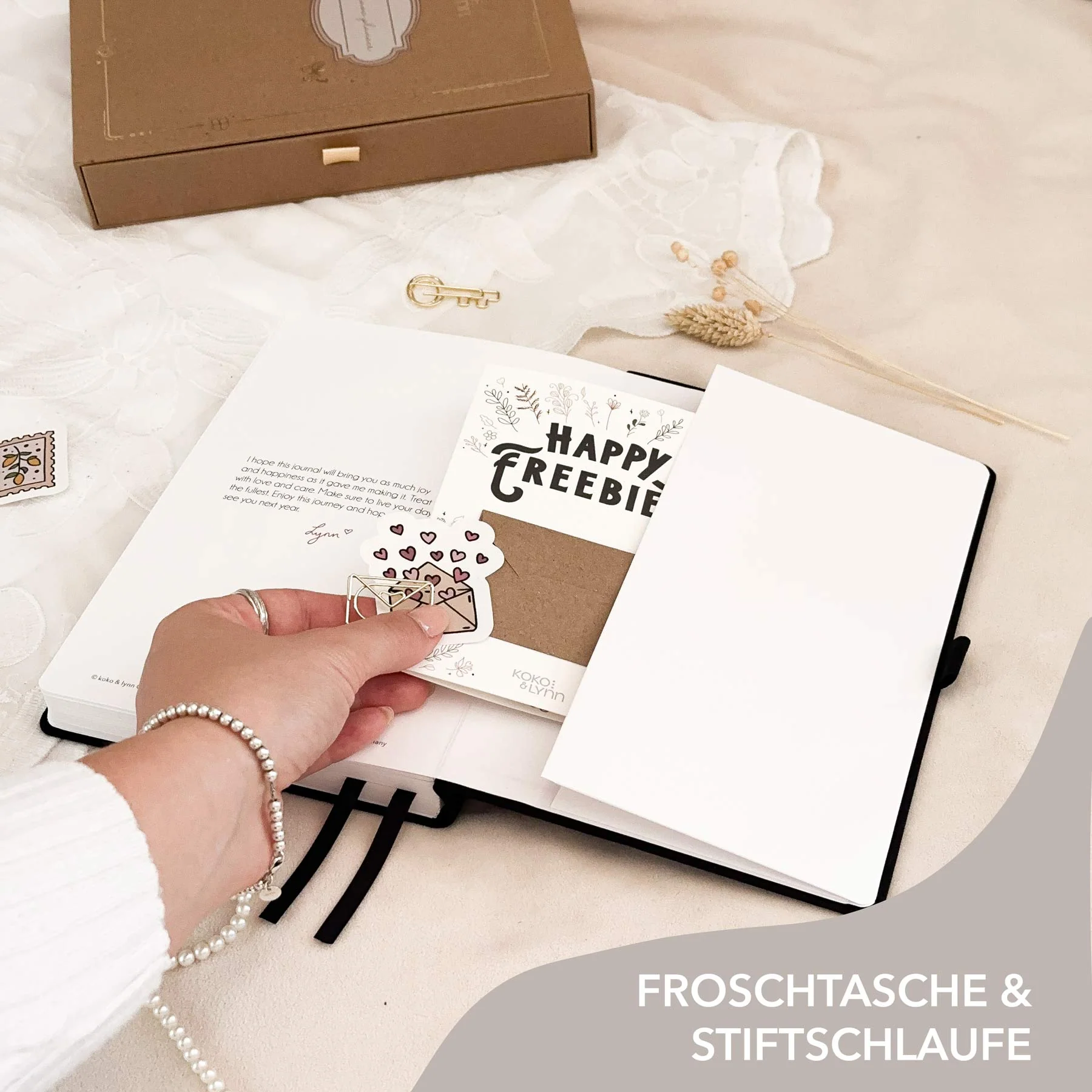 Dotted notebook - 176 pages - 100% recycled paper - Black - Image 9