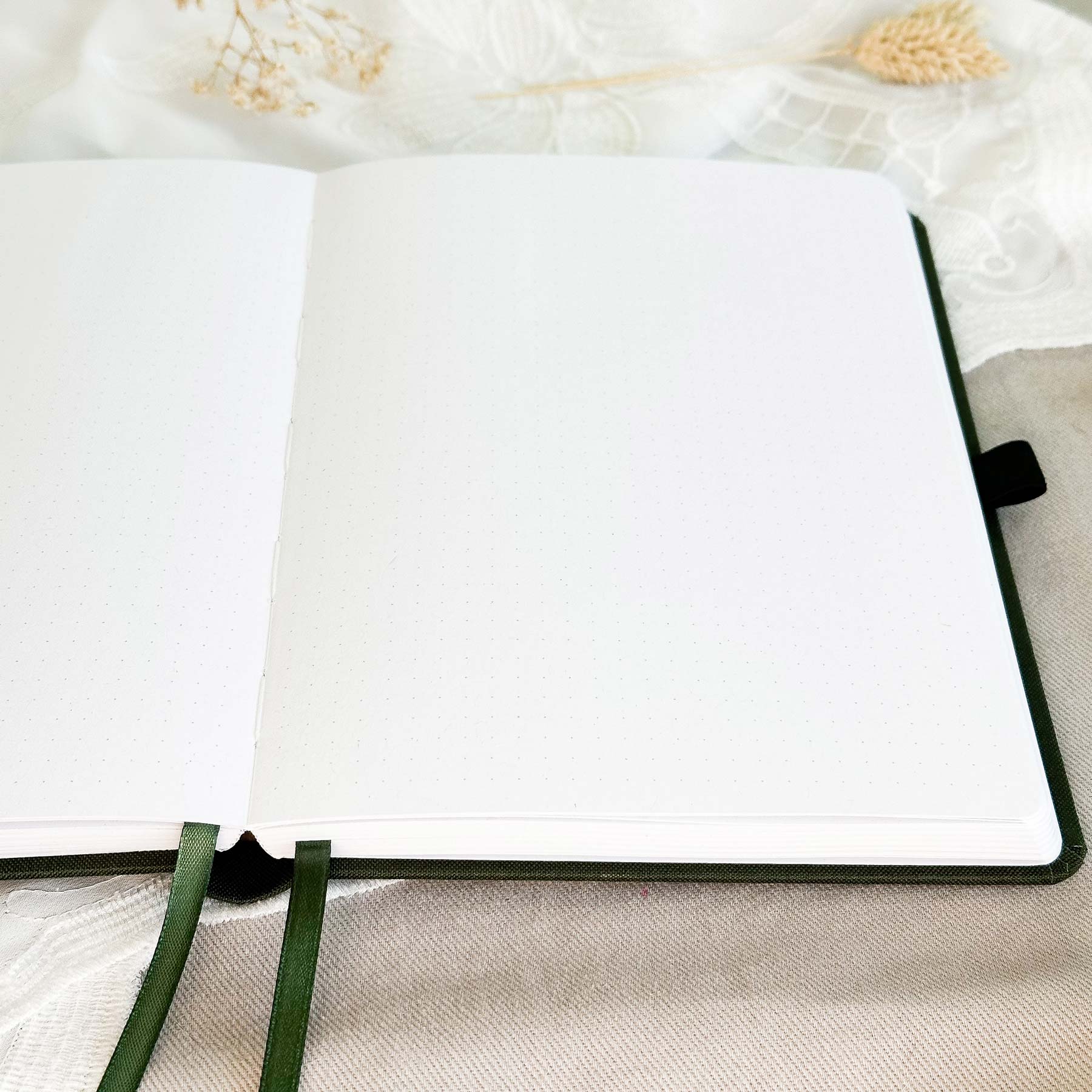 Dotted notebook - 176 pages - 100% recycled paper - Olive - Image 6
