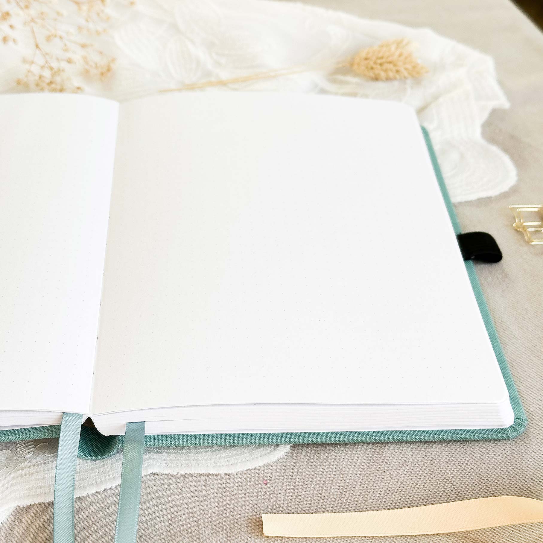 Dotted notebook - 176 pages - 100% recycled paper - Teal - Image 6