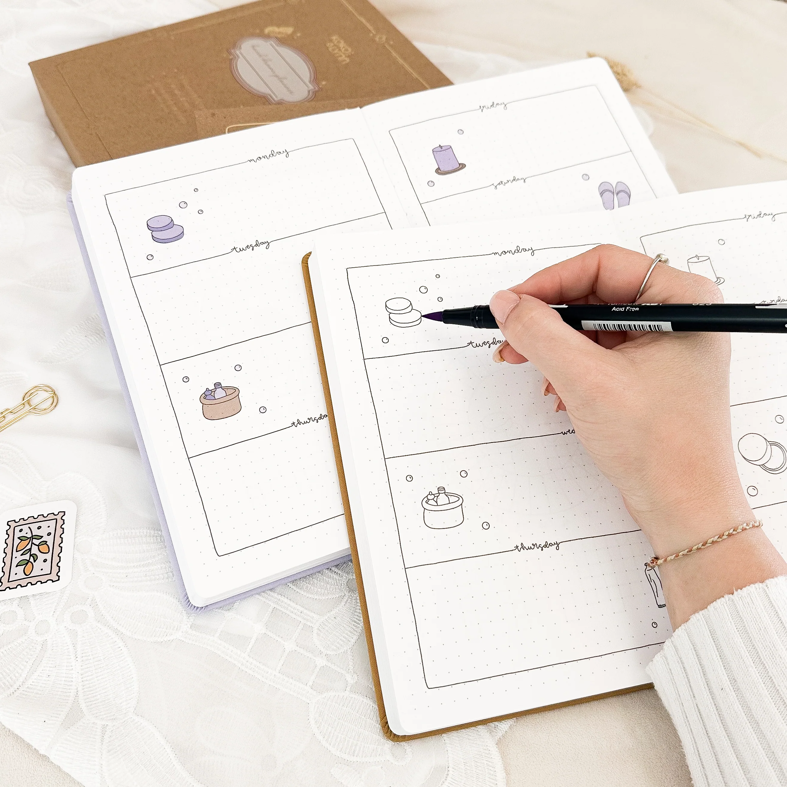 Hand-drawn planner - Undated - 100% recycled paper - Olive - Image 30